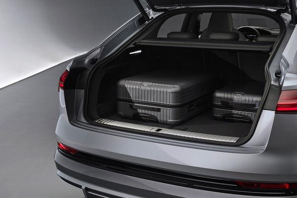 Rear view of the Audi e-tron Sportback trunk