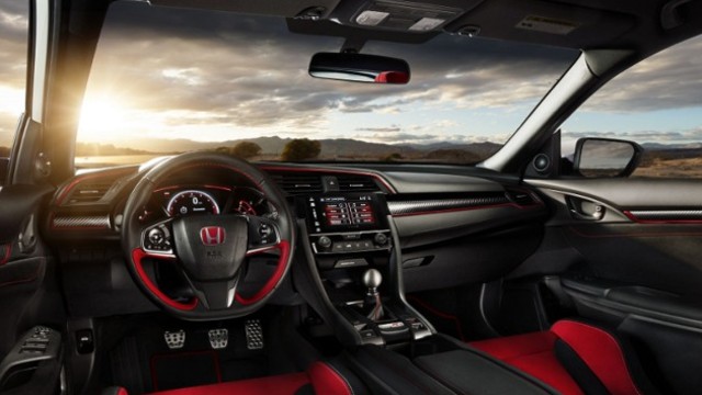 View of the Honda Ridgeline Type R multimedia torpedo