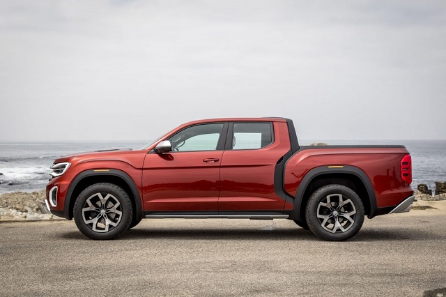 View from the left side of the VW Atlas Tanoak