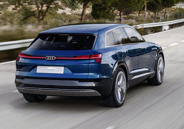 Rear view of the Audi Q5 E-Tron