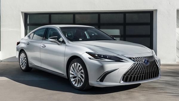 New Lexus ES