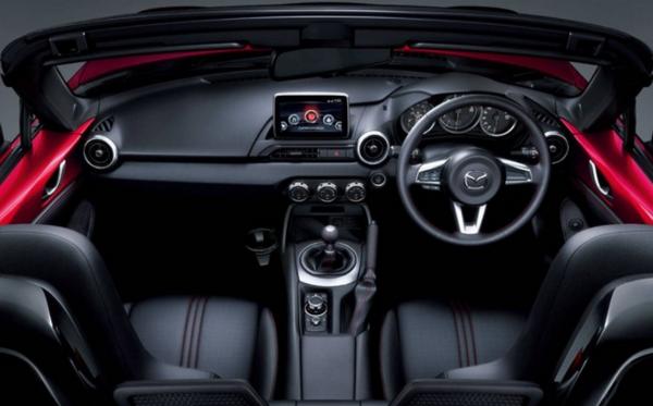 View of the new Mazda MX 5 Miata multimedia torpedo