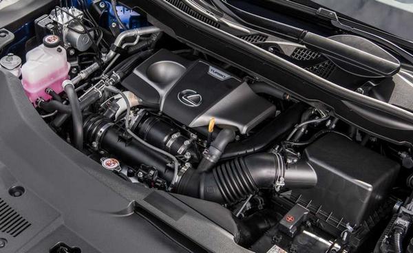 Engine view of the Lexus RX 350