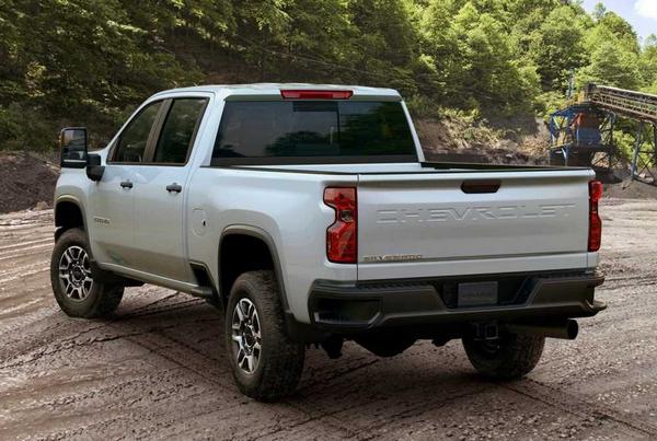 Rear view of the Chevrolet Silverado 1500