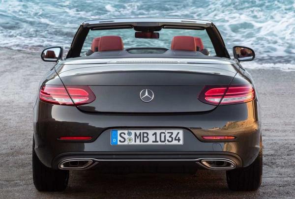 Rear view of the Mercedes-Benz C-Class Cabriolet